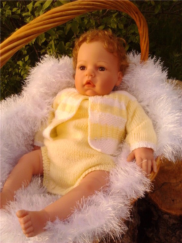 Моя малышка Алиса - Breath of Life Babies "Baby Amber" от Lee Middleton - на даче