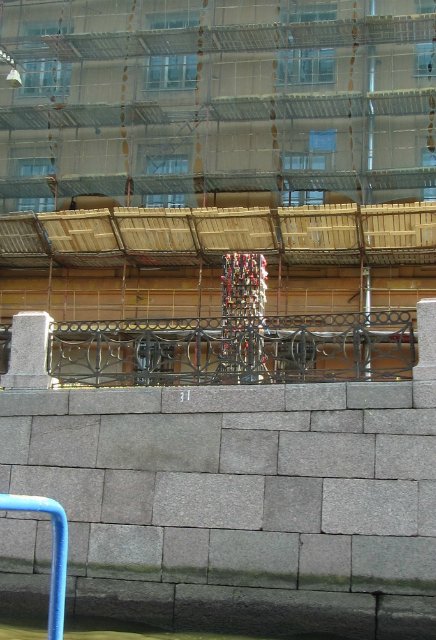 Приглашаем на водную экскурсию по Петербургу