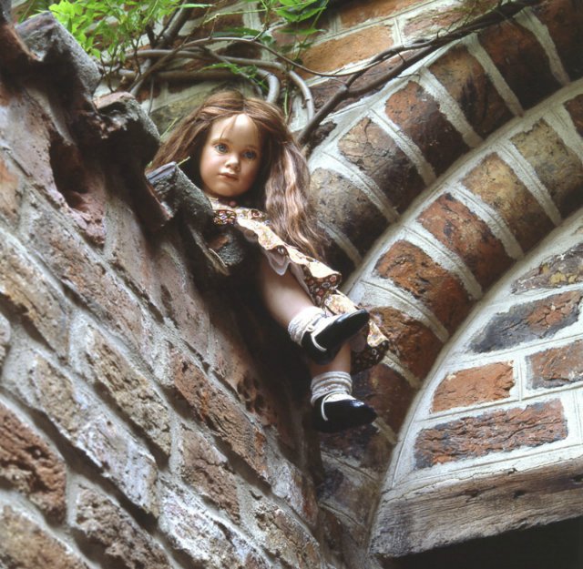 Лица из прошлого или милые барышни от немецкой художницы Sabine Ecshe