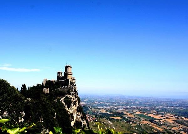 Приключения Минуш в Италии Часть 1. Сан-Марино. Государство в облаках (фото 10)