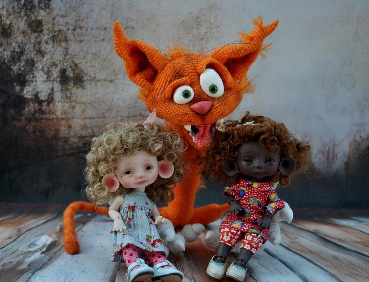 Существует ли дружба между котами и мышами? А если это мышки Никки Бритт