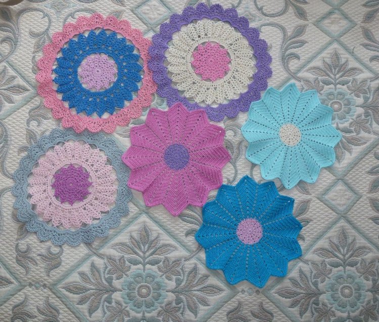 Мои новые работы - вязаные салфетки крючком