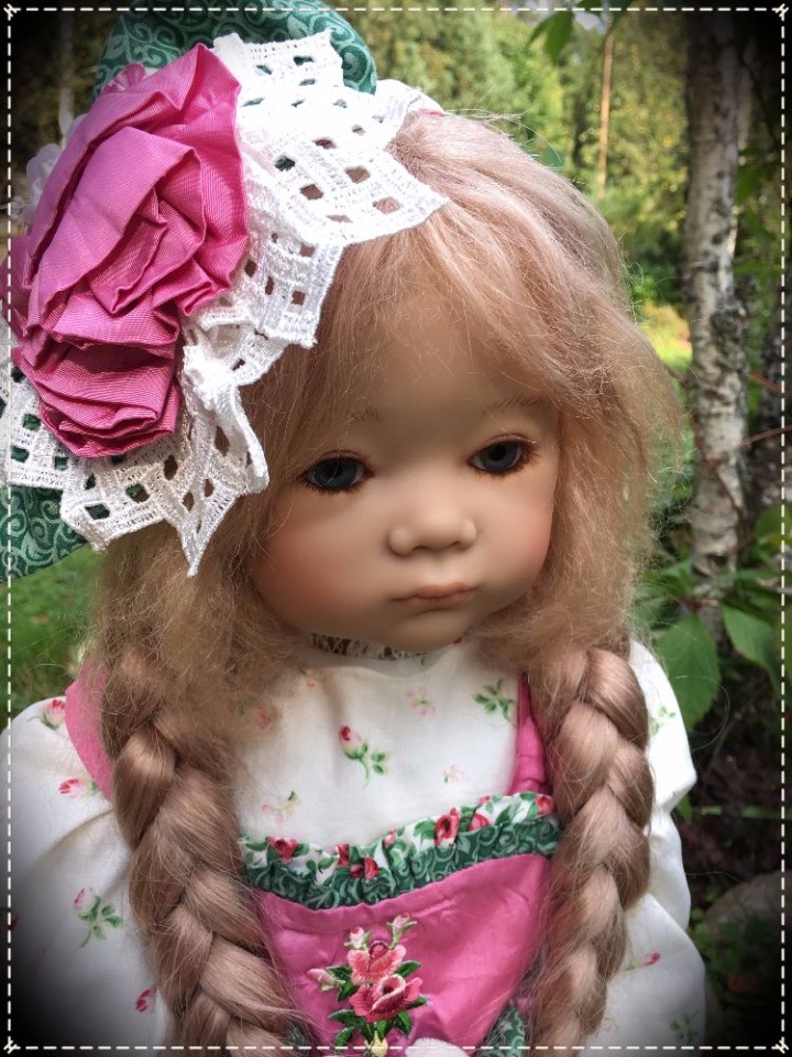 Не смогла устоять перед совершенством химочек... сдалась... и вот она - первая моя девочка