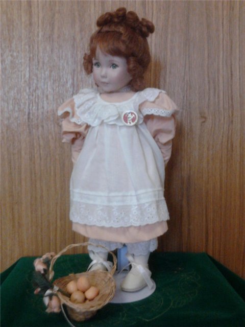 Эмили и девочка с персиками от Дианы Эффнер