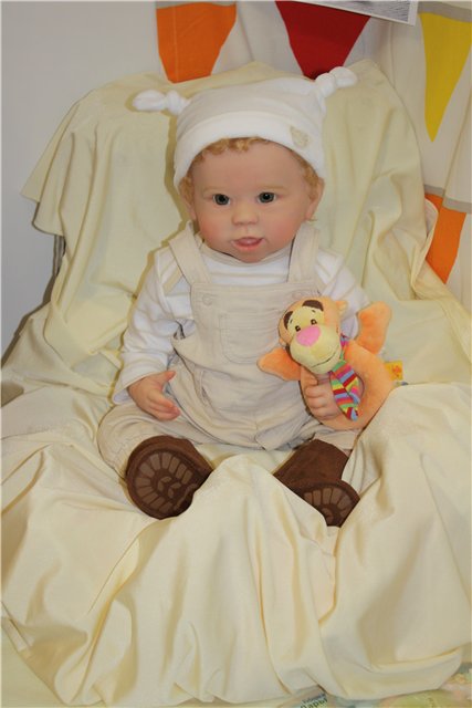 Дом, где бывают куклы. Выставка кукол на Тишинке 2012