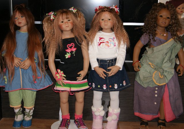 Ниа - африканская принцесса и ее подруги Ивочки сестрички и скромница Марджели