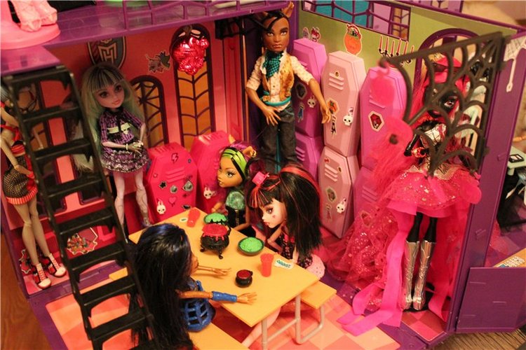 Дочкина коллекция Монстриков (фото 4)