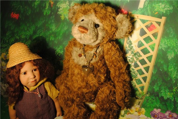 Славный Мишка Паркин от Charlie Bears находит новых друзей