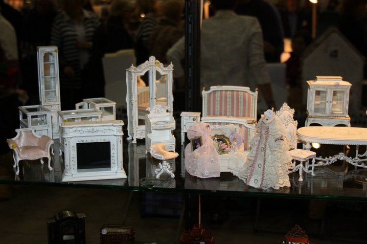 Выставка кукол, мишек тедди, кукольных домиков и миниатюры в Нидерландах 24-25 октября 2015 год. Шестая часть | Бэйбики Выставка кукол, мишек тедди, кукольных домиков и миниатюры в Нидерландах 24-25 октября 2015 год. Шестая часть