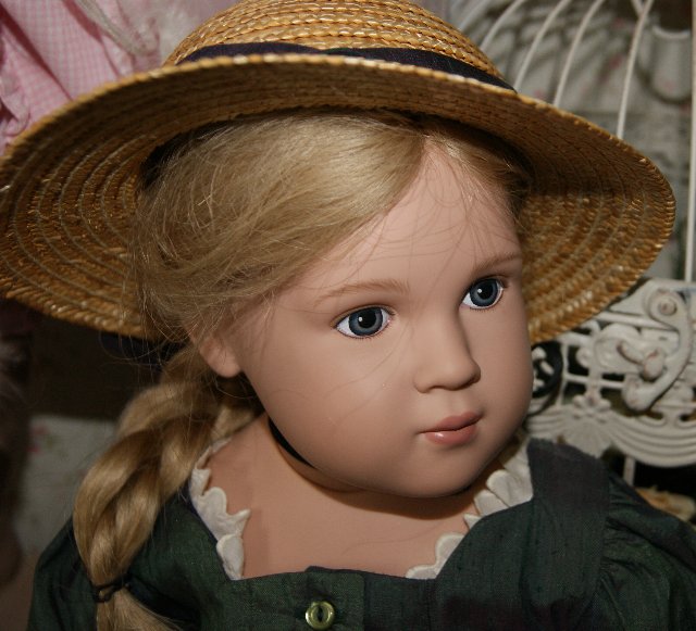 Лица из прошлого или милые барышни от немецкой художницы Sabine Ecshe