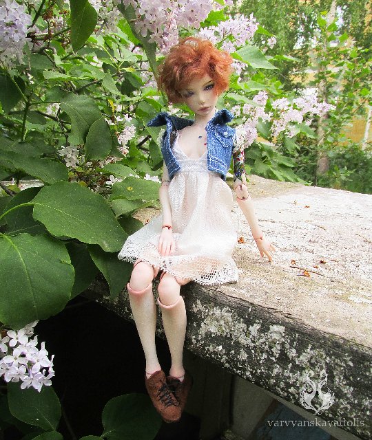 Шарнирная кукла Изабэль, дева в сирени