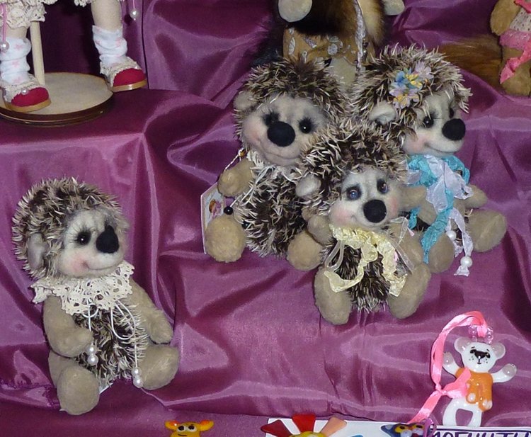 Весенний Бал Кукол на Тишинке: Ёжики