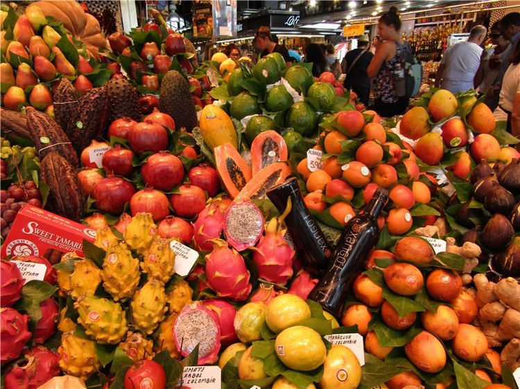 Рынок Бокерия - главная достопримечательность Барселоны