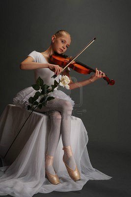 Голубая танцовщица или Магия балета. Фарфоровая коллекционная кукла от Донны Руберт