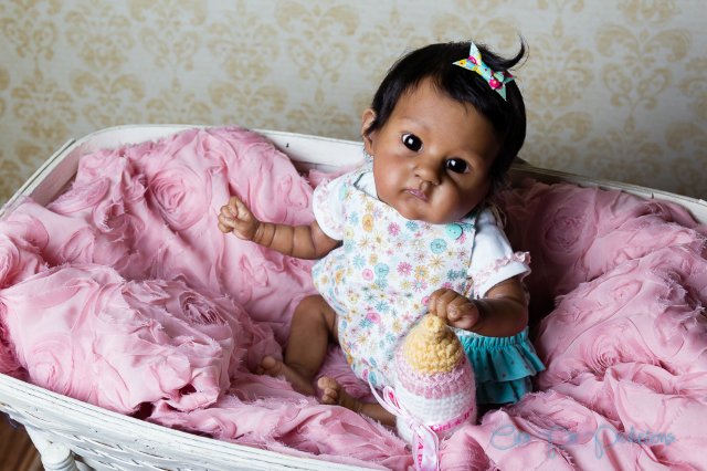 Этническая крошечка реборн, прототип PIXIE скульптора Bonnie Brown