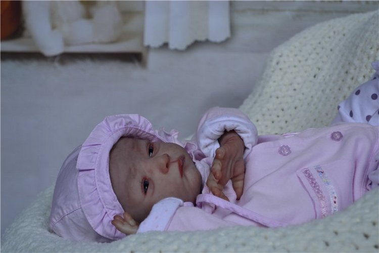 Кукла реборн из молда Вилль