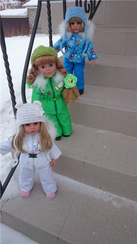 Мы в костюмчиках стоим,скоро Вас мы навестим!Открывайте ворота,выбегает детвора (фото 3)