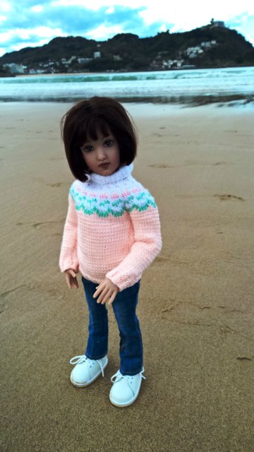 Пегий пёс, бегущий краем моря