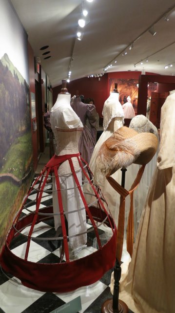 Как за неприметным фасадом может скрыватся просто удивительный Клондайк!!! Или "Это я удачно зашел!!!!!" (фото 9)