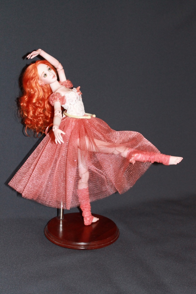 Две шарнирные куклы-танцовщицы Вайолет и Алисия, есть фото 18+