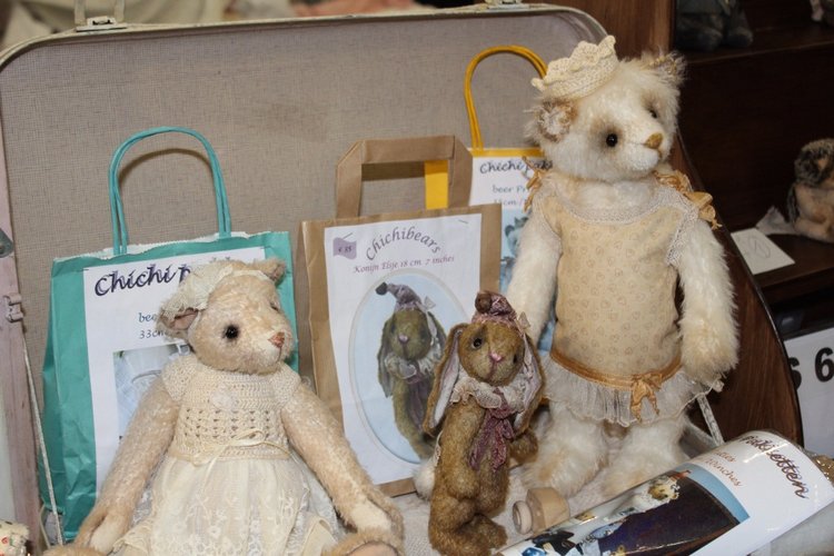 Все на выставку! Продолжение: Куклы и мишки