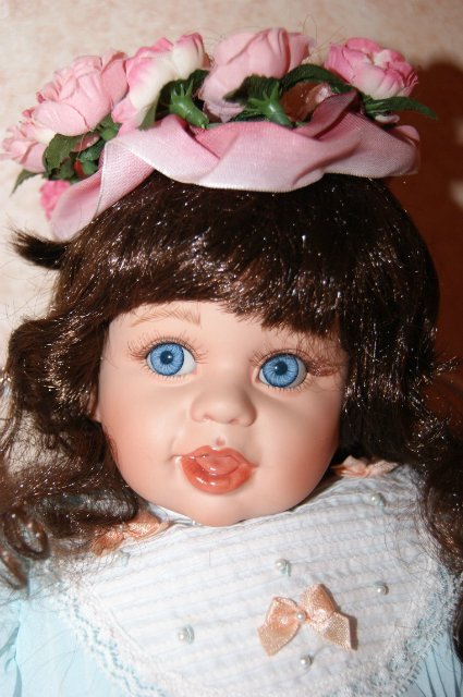 Две очаровательные карамельки Baby Truffles и Lil Cupcakes от FayZah Spanos