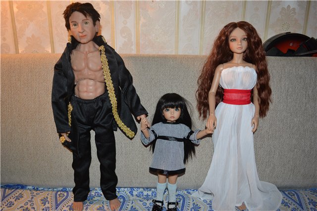 Как Татьяна и Ева примеряют новые платья. Iplehouse BJD Elin