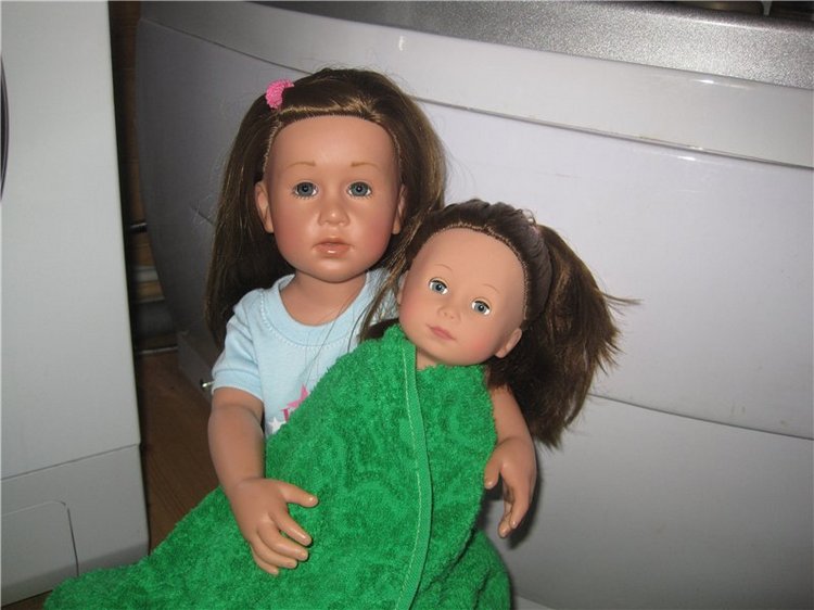 Сестрёнки. Куклы Готц Алиса и Оленька