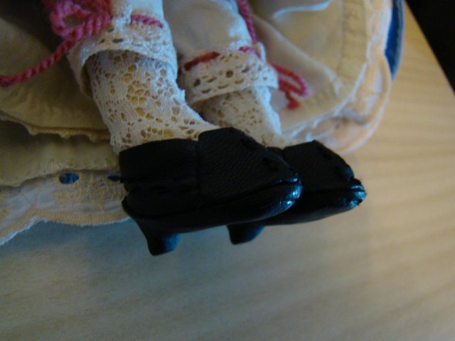 Антикварная карманная кукла Bähr & Pröschild на французском модном теле