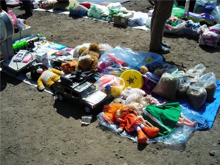 Барахолка - с нами рядом. Мы ее окинем взглядом | Бэйбики Барахолка - с нами рядом. Мы ее окинем взглядом