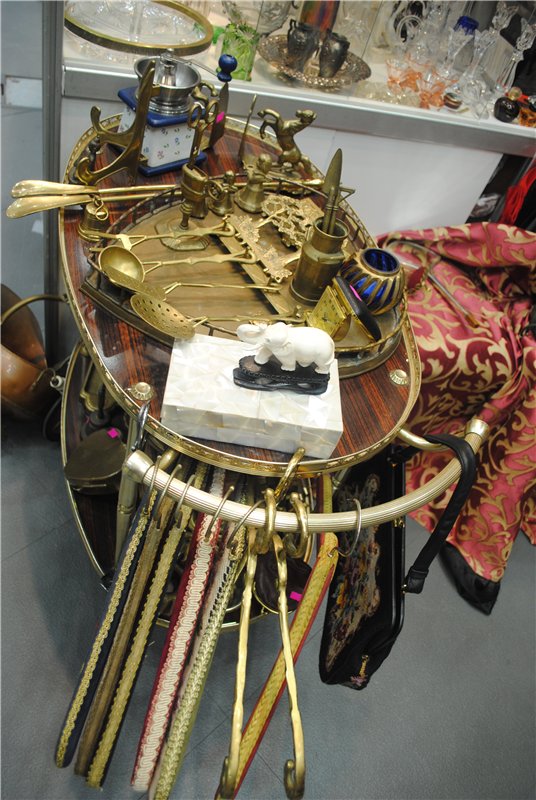 На Тишинку мы пошли – там сокровища нашли. Взгляд на «Блошиный рынок» со второго этажа | Бэйбики На Тишинку мы пошли – там сокровища нашли. Взгляд на «Блошиный рынок» со второго этажа (фото 6)