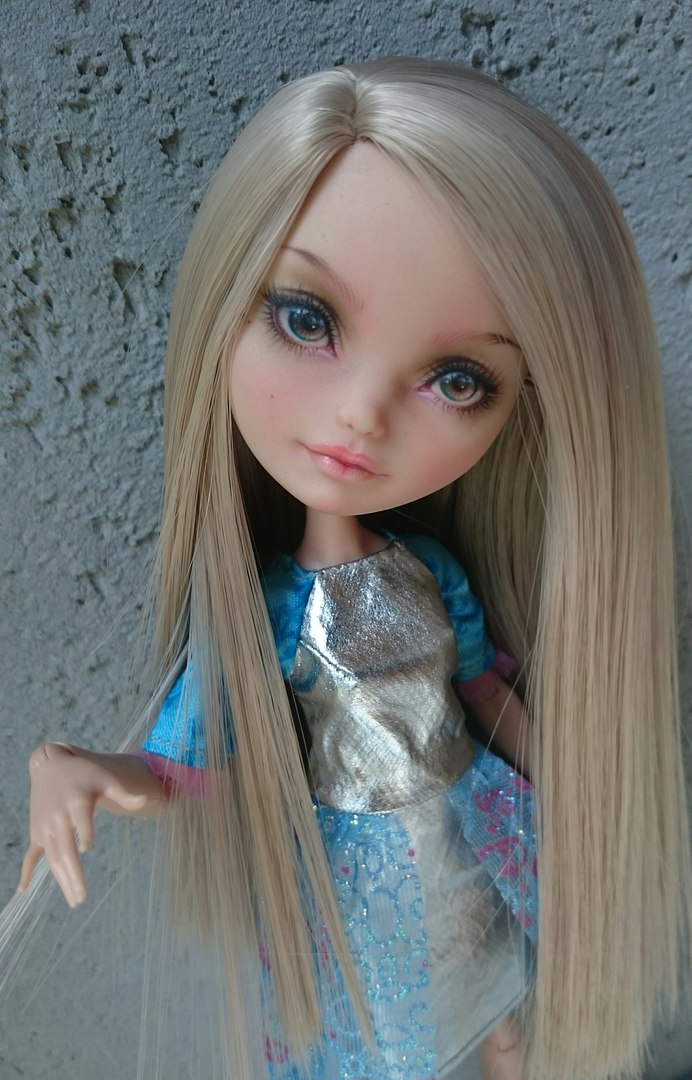 Преображение куколок,или на что способен карандаш