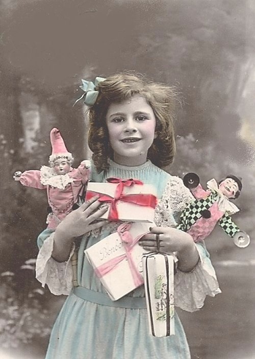 Старый фотоальбом. Девочки и куклы - продолжение