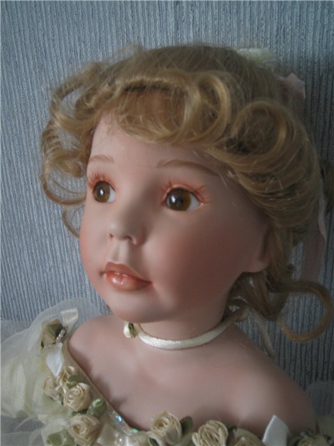 Наша фарфоровая балеринка от Донны Руберт