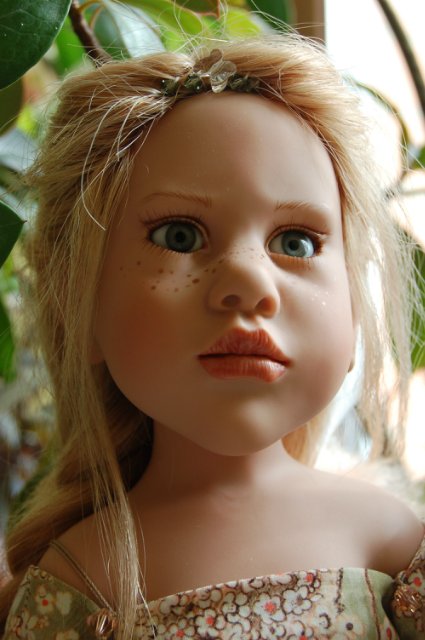 Коллекционная кукла Viola Arvensisc - эльф в мире людей (фото 4)