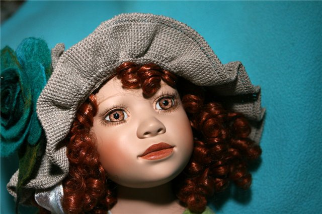 Мейси, виниловая девочка, с которой можно играть смело, и моя семейка Оранжей (фото 2)