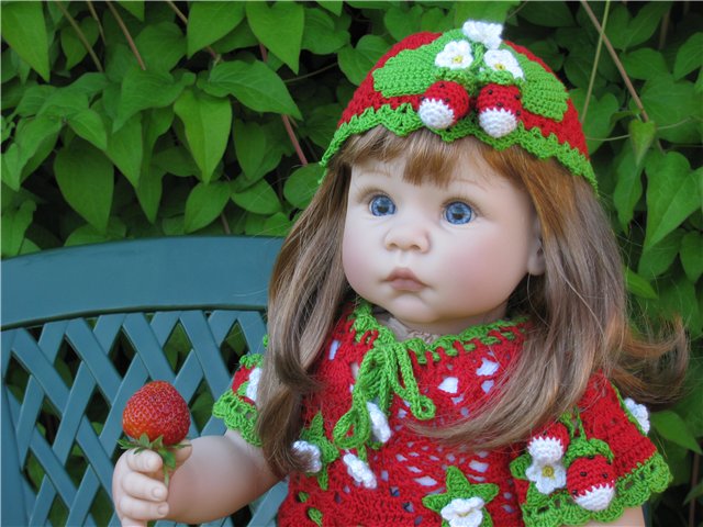 Платья для моих кукол.Вязалочки от Татьяны