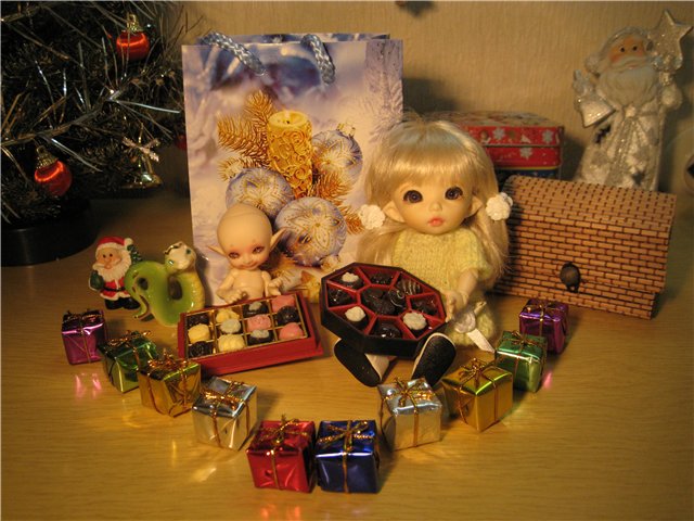 Новогодние подарки для Элис