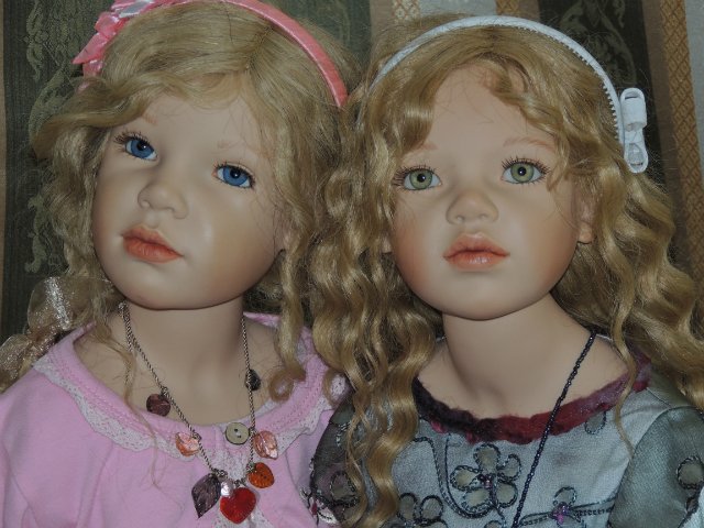 Сестрёнки заверушки Ливия и Паула. Куклы Zawieruszynski
