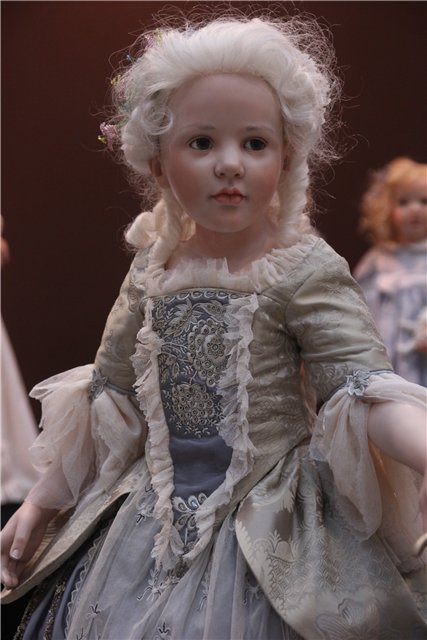 Hilderard Gunzel на выставке "Искусство куклы" в Гостином дворе