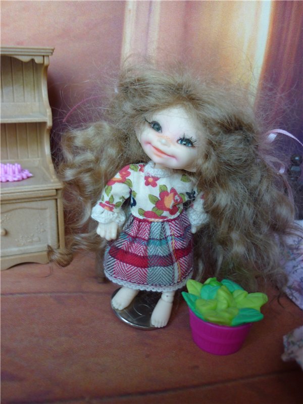 Красная Шапочка на ладошке - микро-костюм для Вареньки ( SoSo realpuki Fairyland) (фото 10)