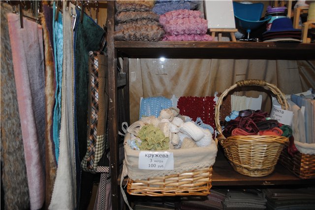 Выставка на Тишинке "Атмосфера творчества". Октябрь 2014. Пройдемся по первому этажу выставки