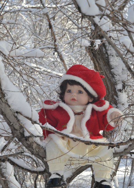 За корзинкой подснежников... Кукла Adora (фото 5)