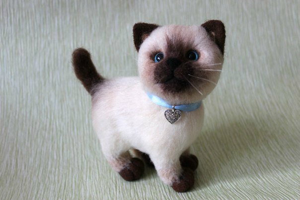 Котики моей сестры. Игрушки валянием из шерсти