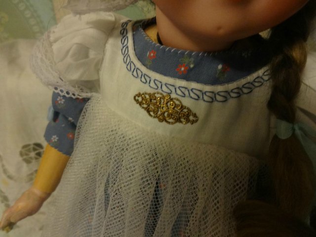 Я называла её Ася. Armand Marseille