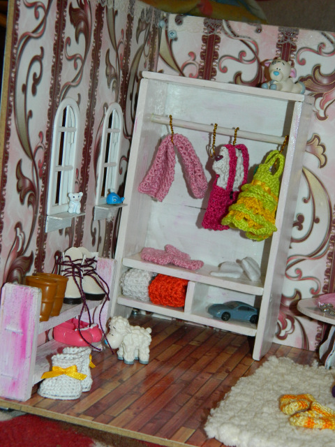 Вот и мой румбокс для кукол готов