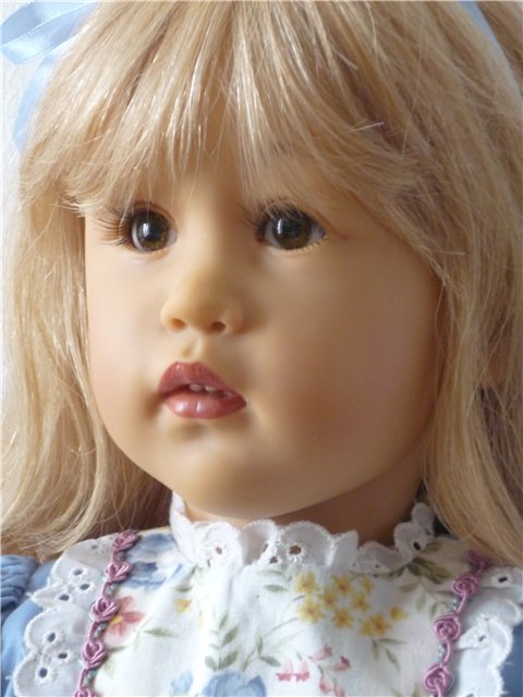 Такая разная Инга Скилле (блондинка)