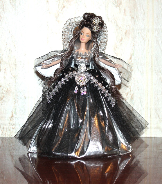 Карнавальный костюм для куклы - Королева Ночь