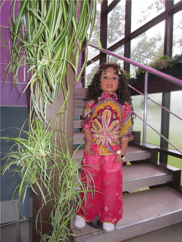 Мулатка Габриэлла от Моники Левиниг - новый наряд