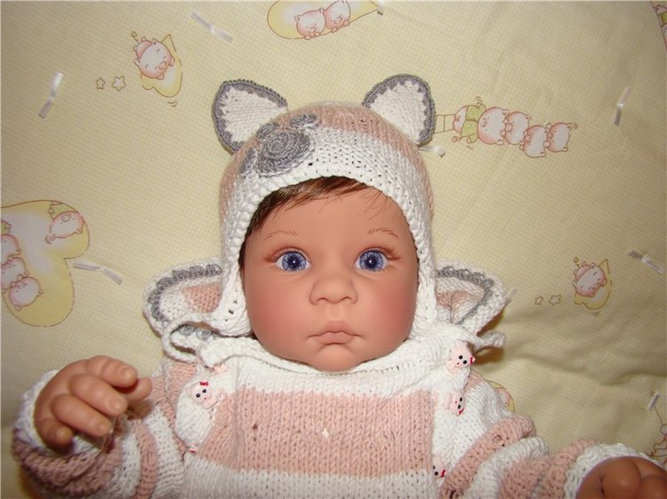 Вязалочки для Булочки. Peek-a-Boo от Ли Миддлтон